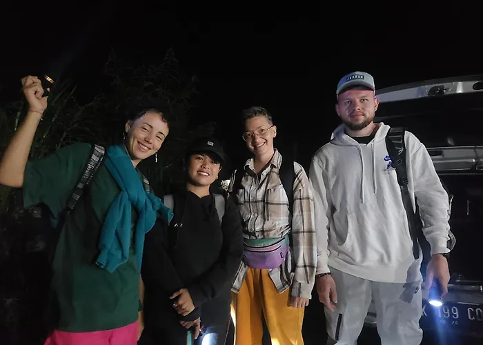 ベッド・アンド・ブレックファスト Batur Basecamp クブペンロカン